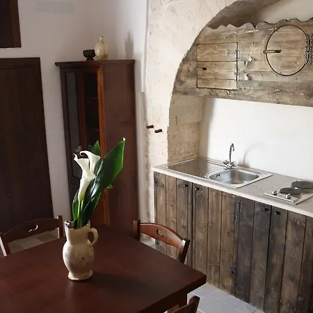Taverniere Dei Trulli Альберобелло